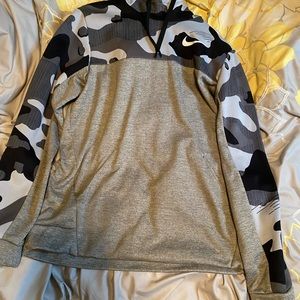 NIKE dri fit, camo, medium